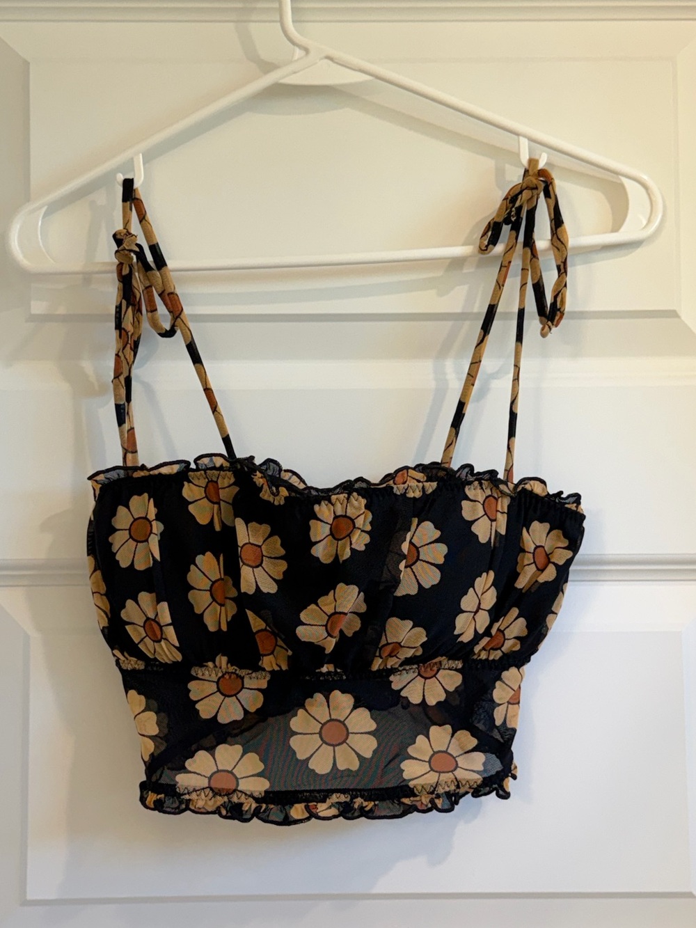 Gilly Hicks Floral Tie-Strap Padded Crop Top